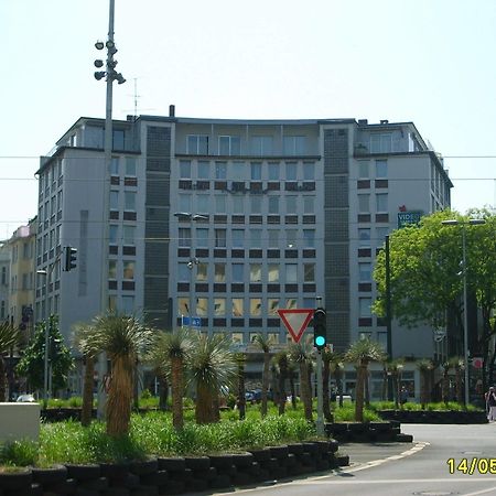 Domo Hotel Mondial Dusseldorf Exterior photo